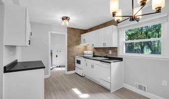 97 Pheasant Dr, Bayville, NJ 08721