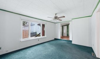 416 N Superior St, Angola, IN 46703