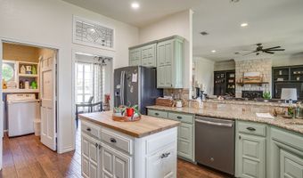 162 Lakeview Dr, Aledo, TX 76008