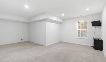 308 Hawthorne Ln, Barnegat, NJ 08005