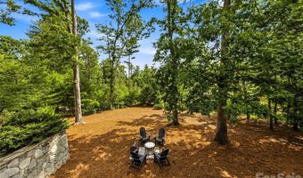 1 Cedar Chine Dr, Asheville, NC 28803