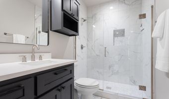 56090 E 271 Rd Unit B, Monkey Island, OK 74331