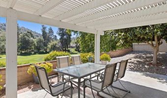 4233 Los Padres Dr, Fallbrook, CA 92028
