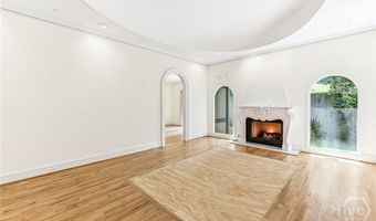372 Woodhaven Dr, Athens, GA 30606