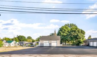 123 Mount Hope Ave, Bangor, ME 04401