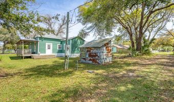 112 14th St, Apalachicola, FL 32320