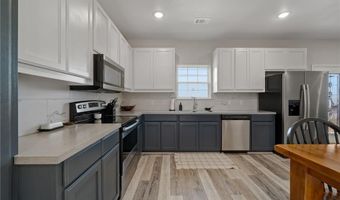 120 Lake Dr, Alma, AR 72921