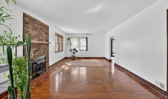 804 Woodworth Ave, Alma, MI 48801