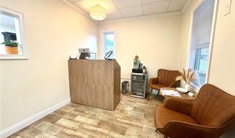 1766 Cranston St, Cranston, RI 02920