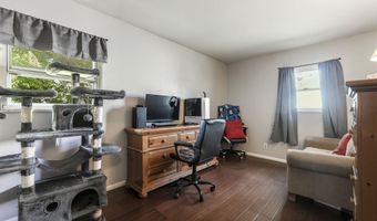 813 Pearse Ave, Auburn, IN 46706
