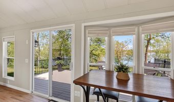 633 Cihlars Point Cir SW, Alexandria, MN 56308