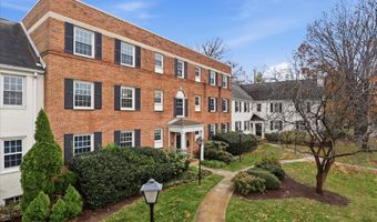 1317 S WALTER REED Dr 17201, Arlington, VA 22204