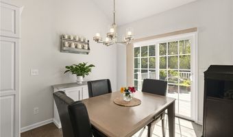 80 Lakeland Way, Aurora, OH 44202