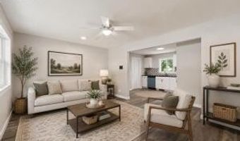 715 E Springfield St, Aurora, MO 65605