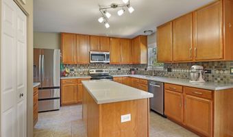 1189 Kevington Dr, Antioch, IL 60002
