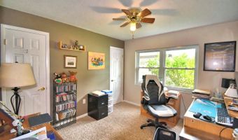 902 CRESTVIEW Dr, Auburndale, FL 33823