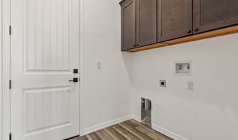 3383 Sunbeam Dr, Bullhead City, AZ 86429