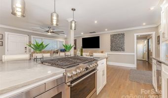 4121 Sheridan Dr, Charlotte, NC 28205