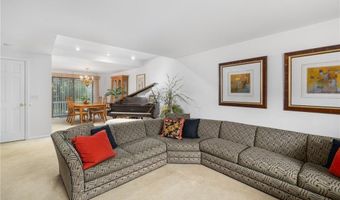 320 Westmoreland St D2, Narragansett, RI 02882