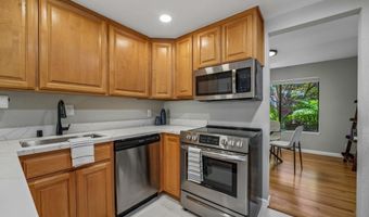 505 Lagunaria Ln, Alameda, CA 94502