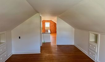 2 Pine Rd, Bennington, VT 05201