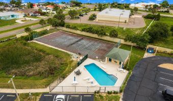616 YARDARM Dr 8, Apollo Beach, FL 33572