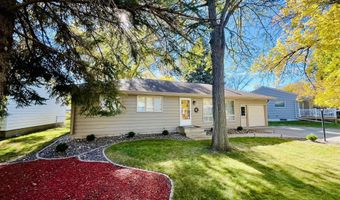 117 Elizabeth Dr, Aberdeen, SD 57401