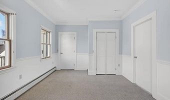 102 Market 3, Amesbury, MA 01913