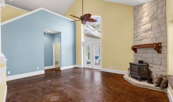 1285 County Road 1540, Alba, TX 75410
