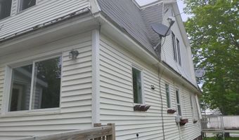 105 Broadway, Baileyville, ME 04694