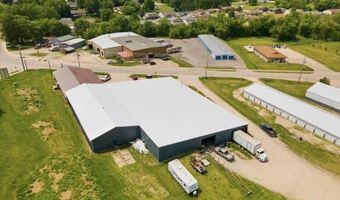 301 Old Dubuque Rd, Anamosa, IA 52205