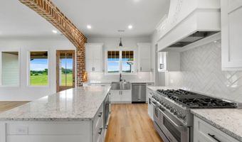 284 Community House Rd, Barnesville, GA 30204