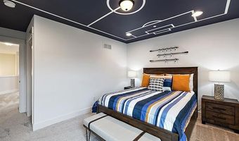 6151 N TRAILWOODS Dr, Ann Arbor, MI 48103