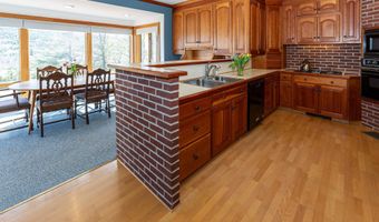 18 Greenway Ct, Bar Harbor, ME 04609