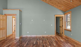 31 Dorothy Dr, Standish, ME 04084