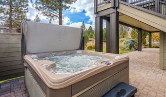 2885 NW Perlette Ln, Bend, OR 97703