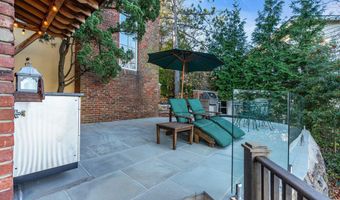 18 Belvidere Rd, Atlantic Highlands, NJ 07716