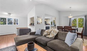 58 Needle Grove Pt D, North Providence, RI 02904