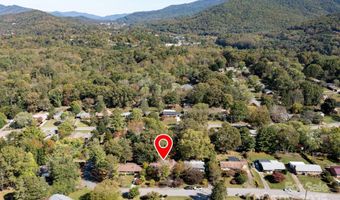 14 Wagon Rd, Asheville, NC 28805