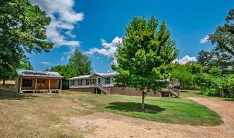 1376 Crouch Rd, Batesville, MS 38606