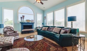 2001 Claudette Ct, Biloxi, MS 39531