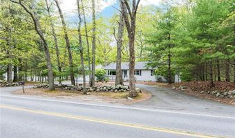 529 Shippeetown Rd, East Greenwich, RI 02818