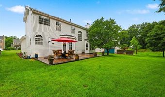 614 Whispering Willows Ct, Ballwin, MO 63021