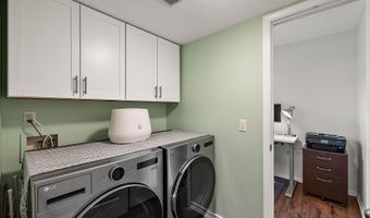1734 Weatherstone Dr, Ann Arbor, MI 48108