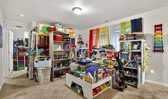 10535 SW CRESTWOOD Dr, Beaverton, OR 97008