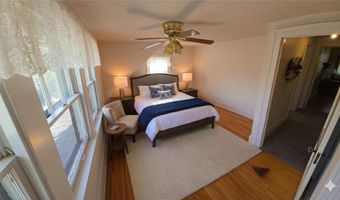 309 5th St SW, Austin, MN 55912