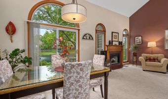 1937 N Coldspring Rd, Arlington Heights, IL 60004