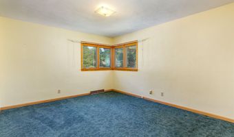 2216 Duff Ave, Ames, IA 50010