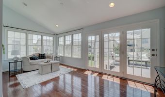 43320 BARNSTEAD Dr, Ashburn, VA 20148