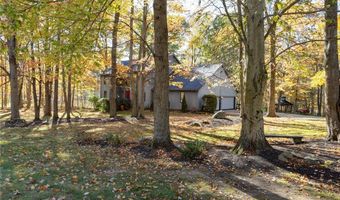 200 Greentree Cir, Aurora, OH 44202